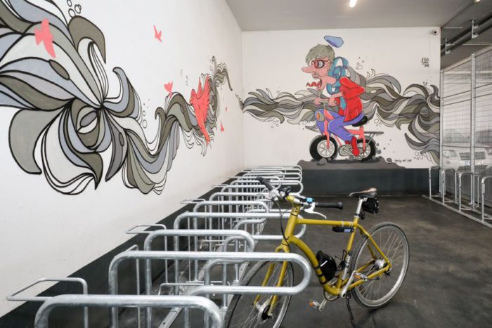 Im April 2018 eröffnete eine Bike&Ride Garage für Radfahrende in Liesing. In der überdachte Garage in der Wipark-Parkgarage haben 28 Fahrräder Platz. Foto: Christian Fürthner